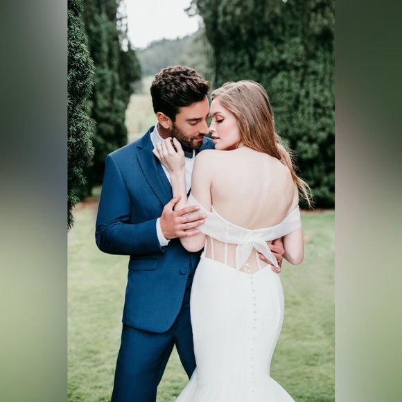 Allure Bridals 18-9719 - Picture 8 of 9